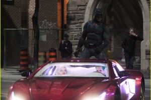 ben-afflecks-batman-chases-jared-letos-joker-suicide-squad-01-f8d16