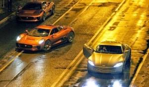 Spectre-Car-Chase6